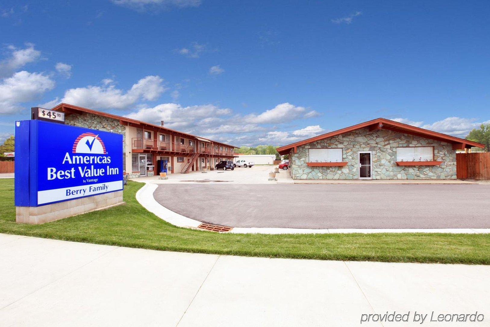 Americas Best Value Inn Fort Collins Exterior photo